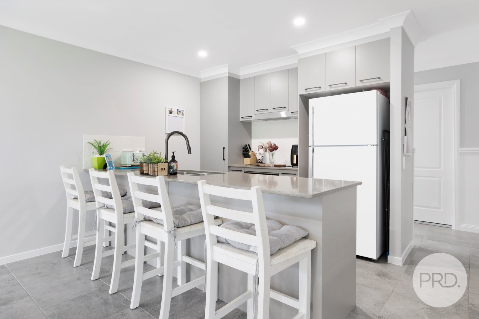 37 Reginald Drive KOOTINGAL 6