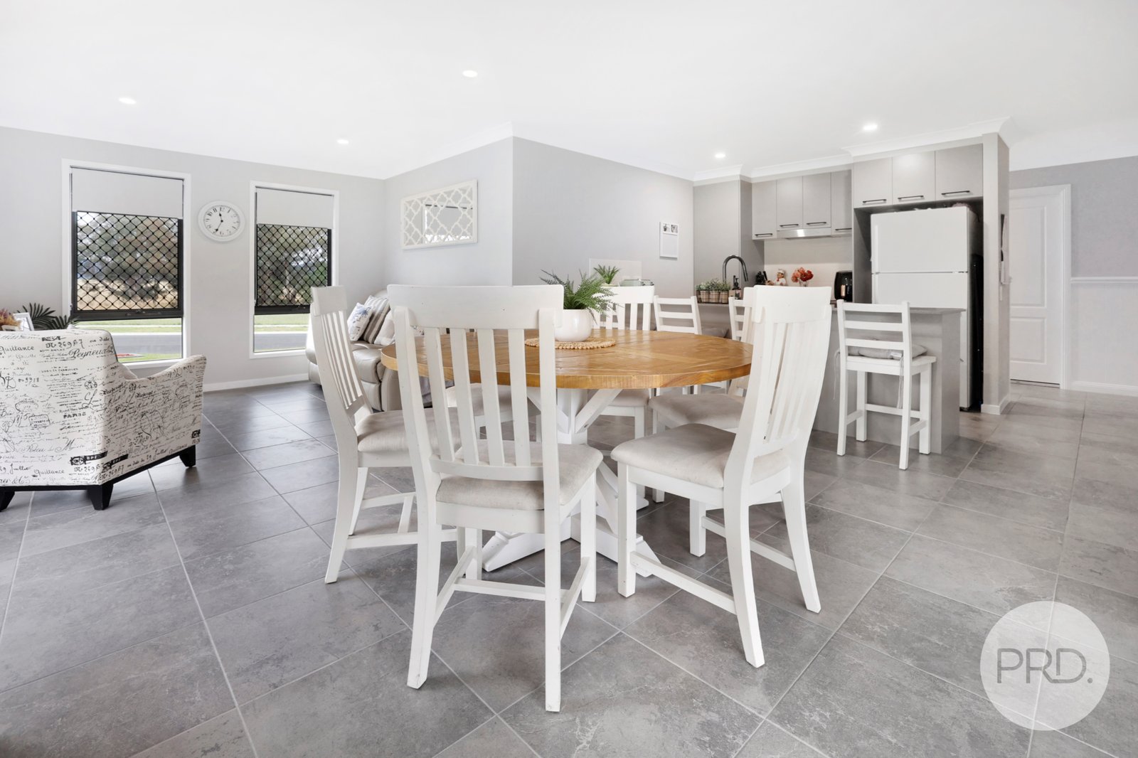 37 Reginald Drive KOOTINGAL 9