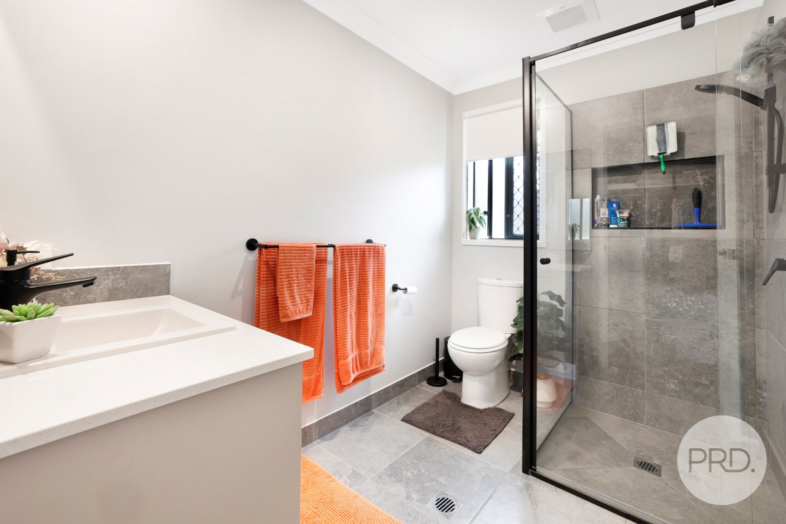 37 Reginald Drive KOOTINGAL 16