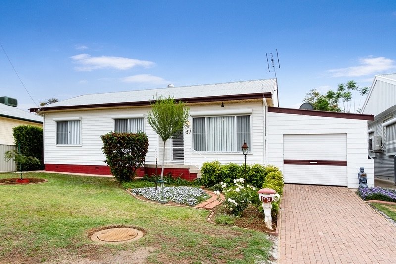 37 Riverview St  TAMWORTH 2