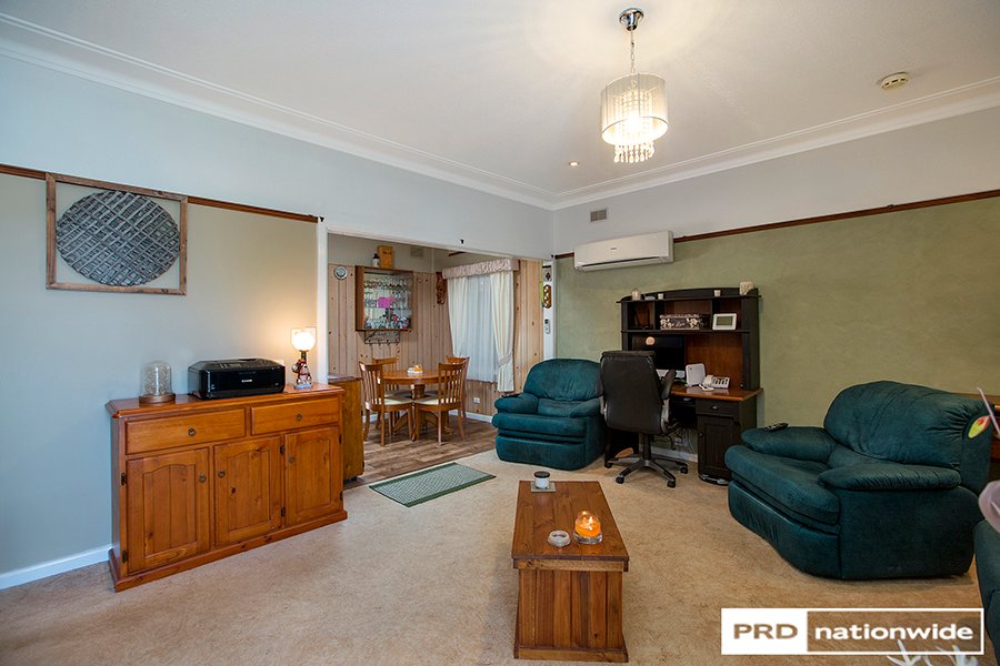 37 Riverview St  TAMWORTH 6