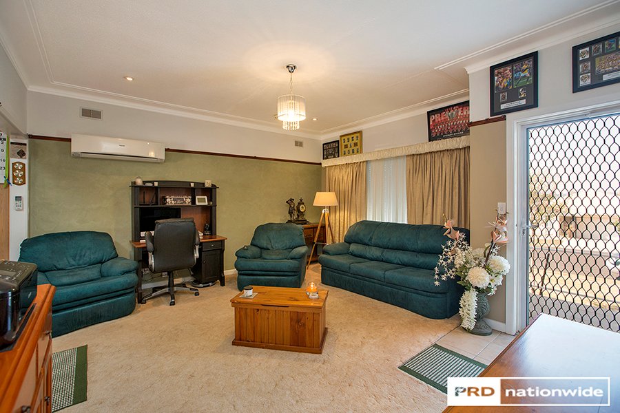 37 Riverview St  TAMWORTH 7