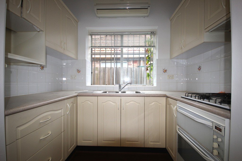 37 Robert Street SANS SOUCI 6