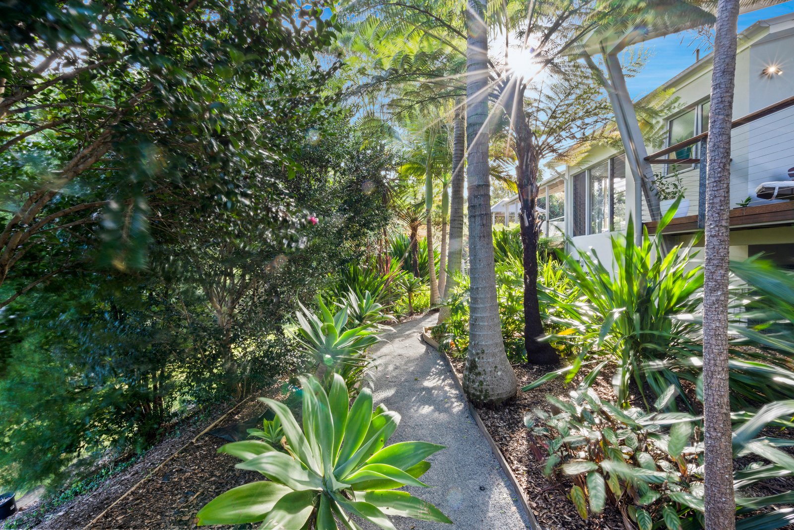 37 Samuel Drive TALLEBUDGERA 24