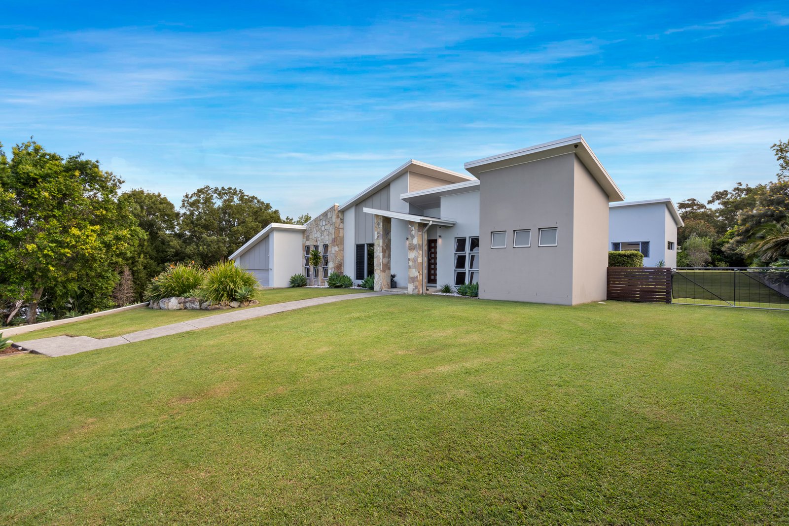 37 Samuel Drive TALLEBUDGERA 27