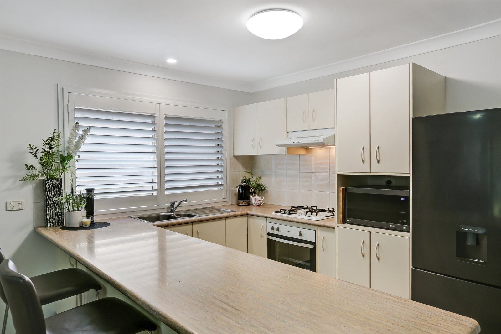 37 Sanderson Road KANAHOOKA 2