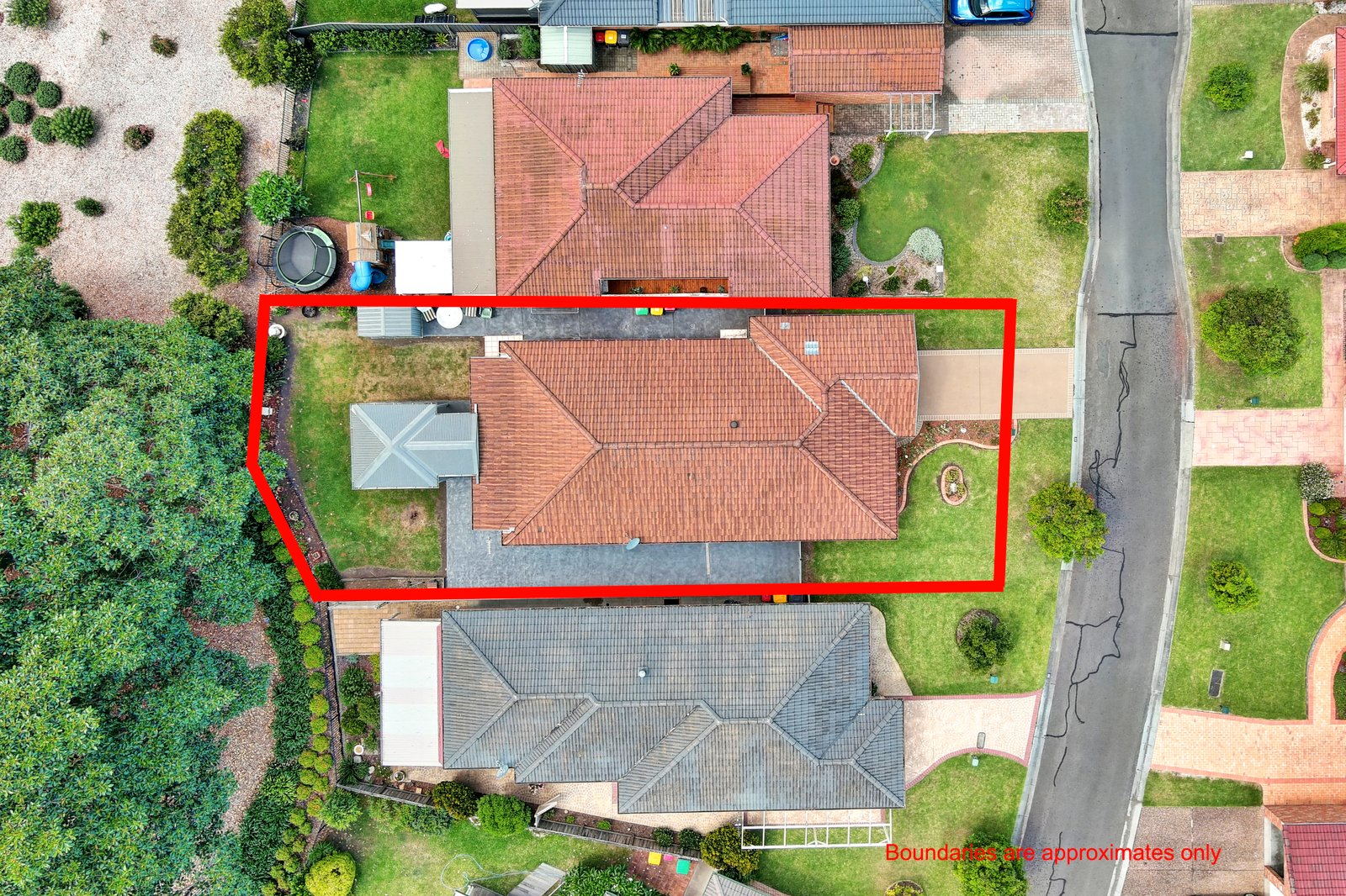 37 Sanderson Road KANAHOOKA 11