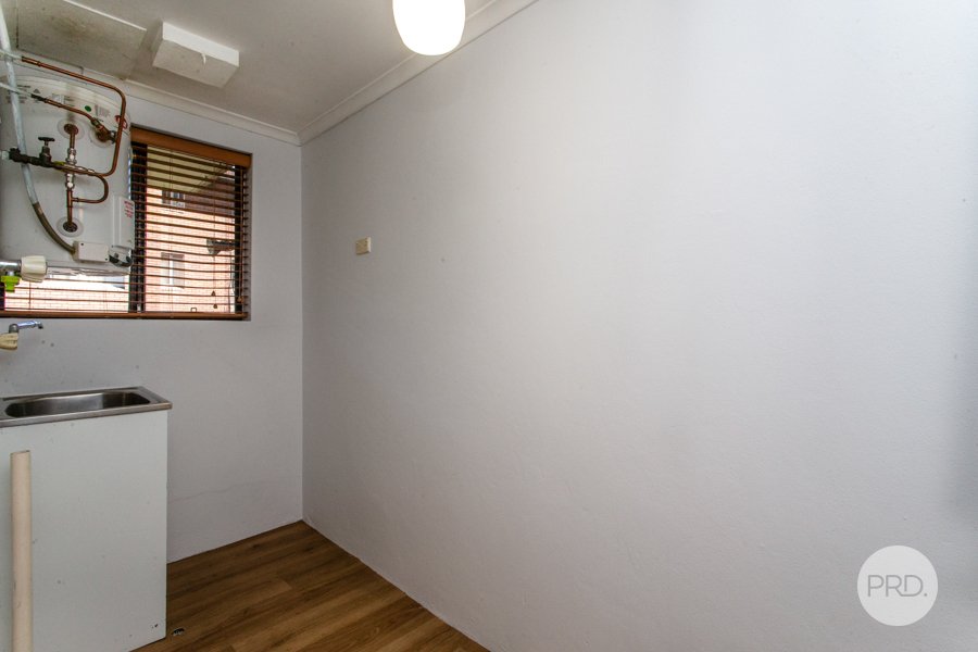3/7 Santley Cres  Kingswood 7