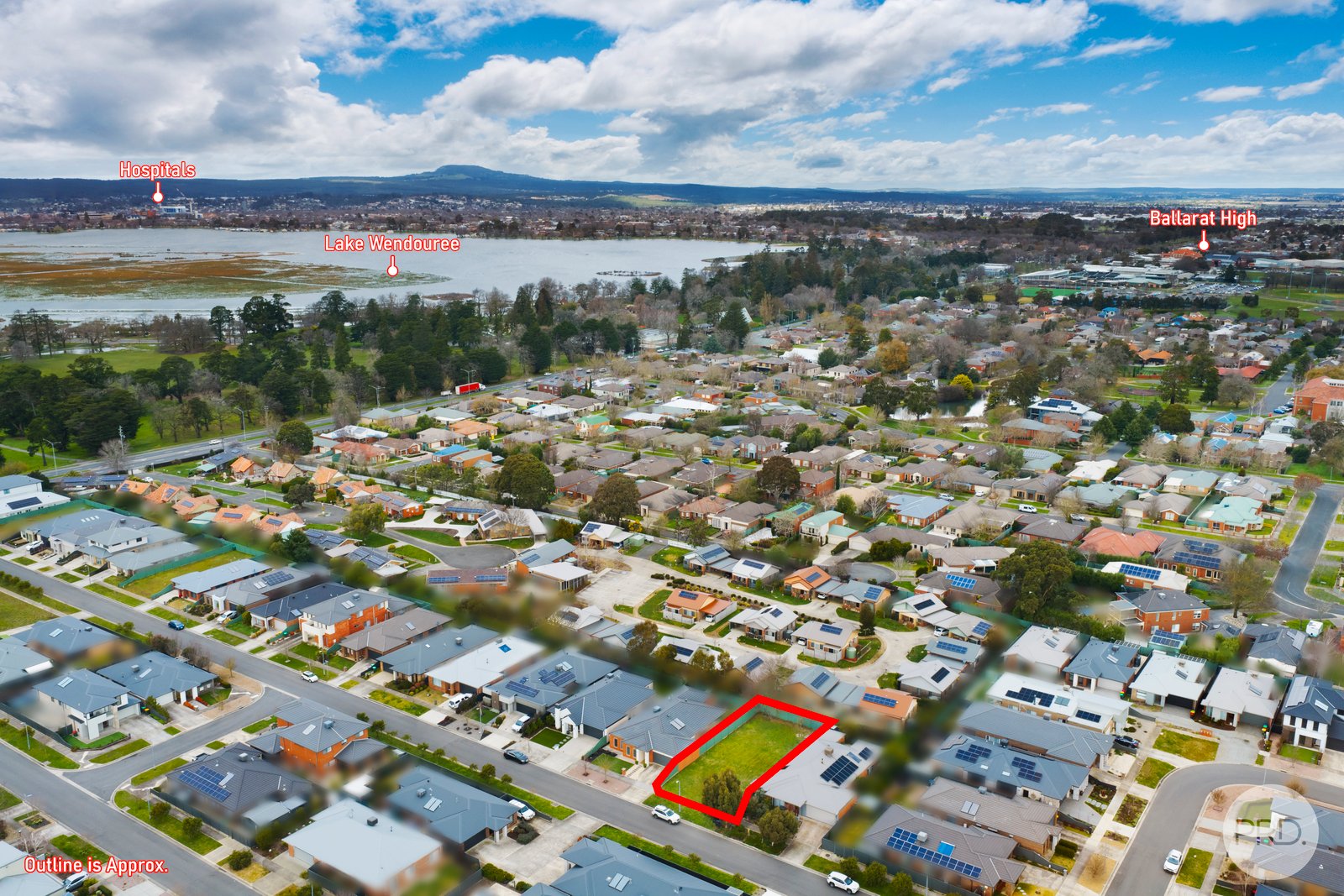 37 Scarlet Drive LAKE GARDENS 1