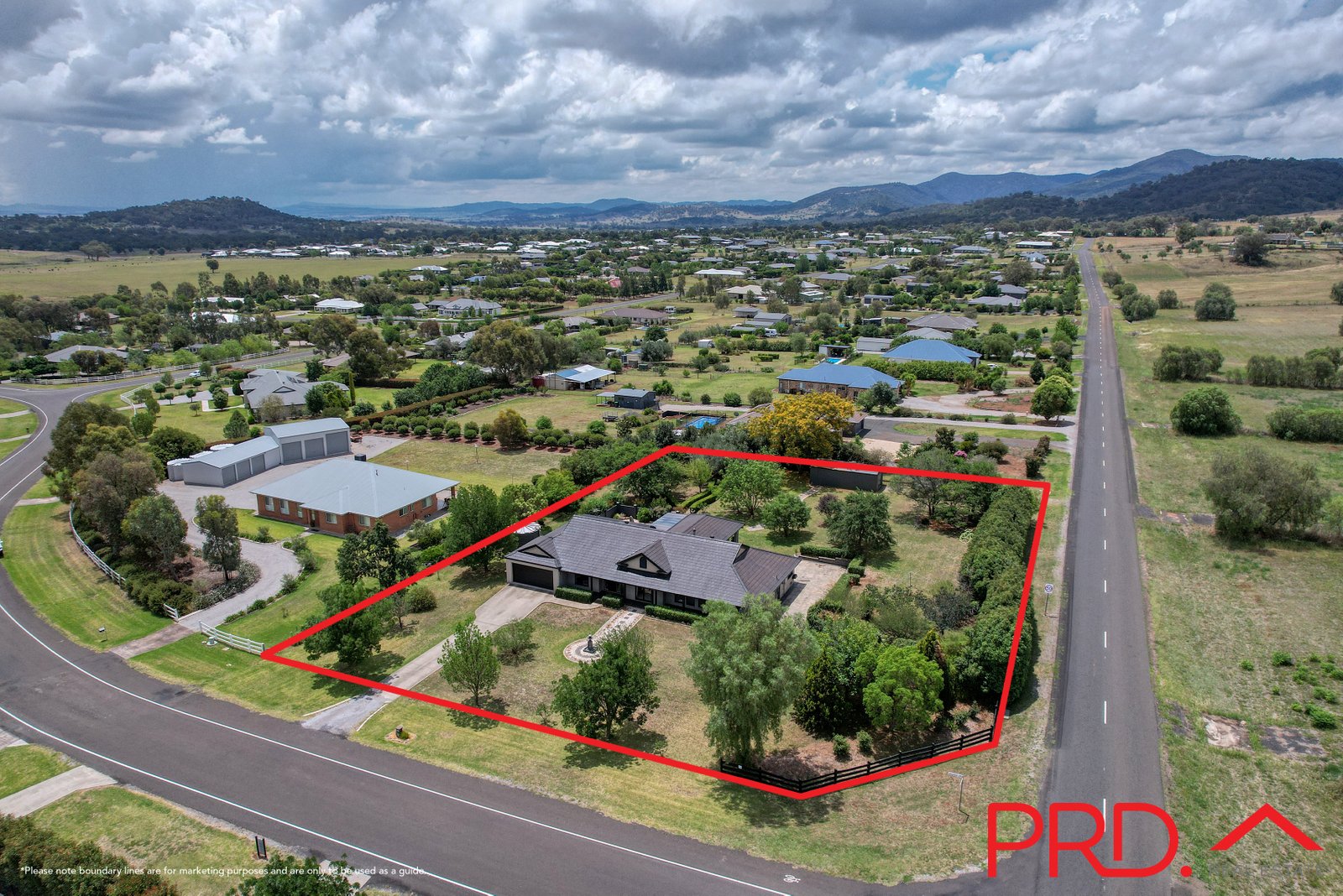 37 Sequoia Drive TAMWORTH 33