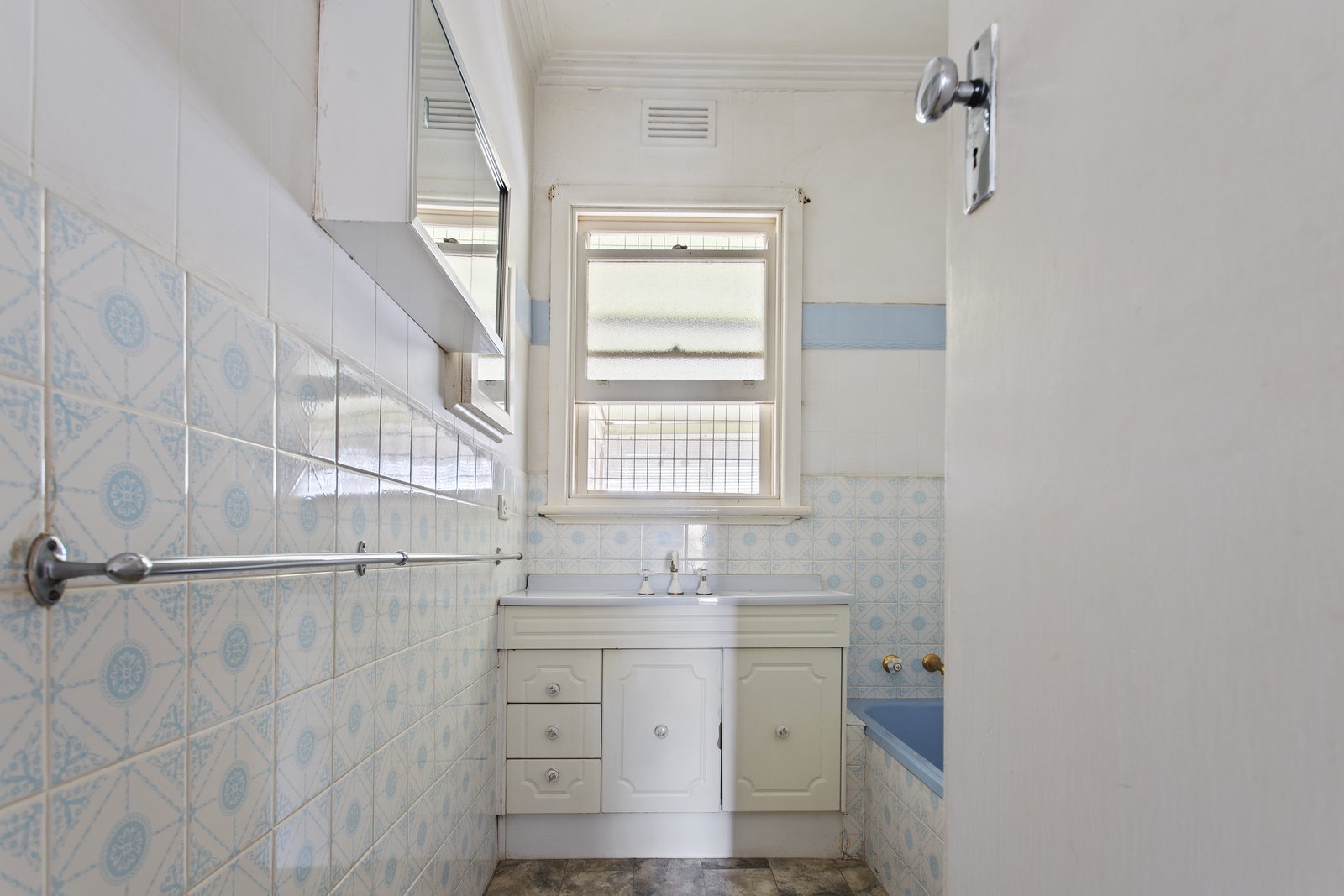 37 Smith Street BENDIGO 8