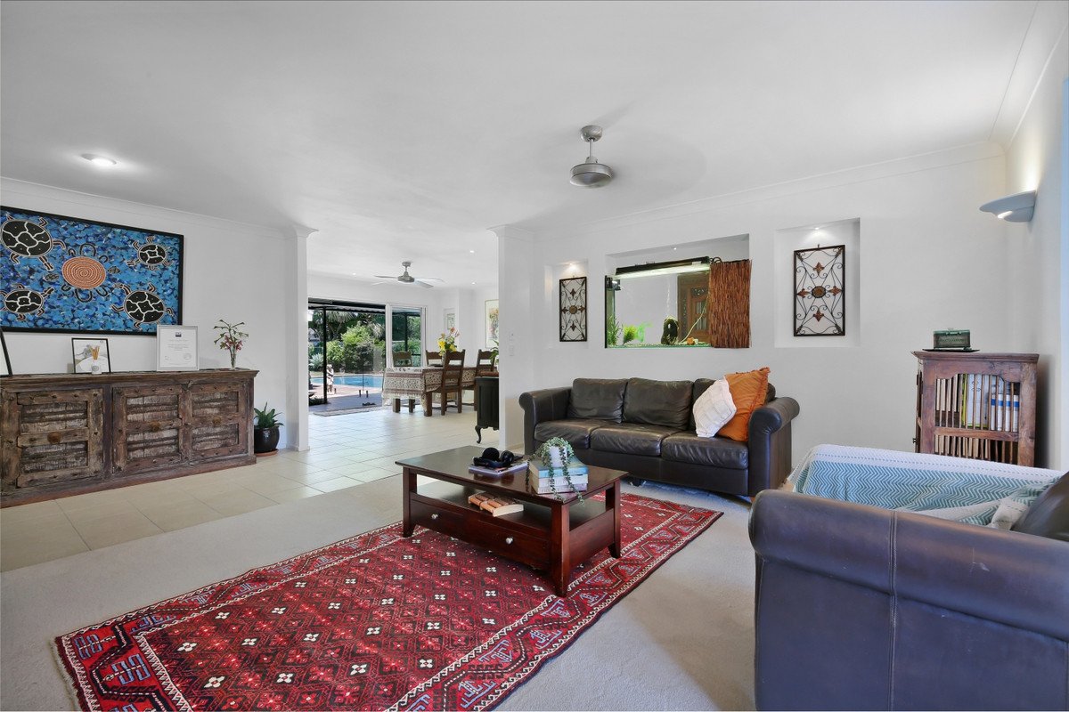 37 Spindle Street Palm Beach 9