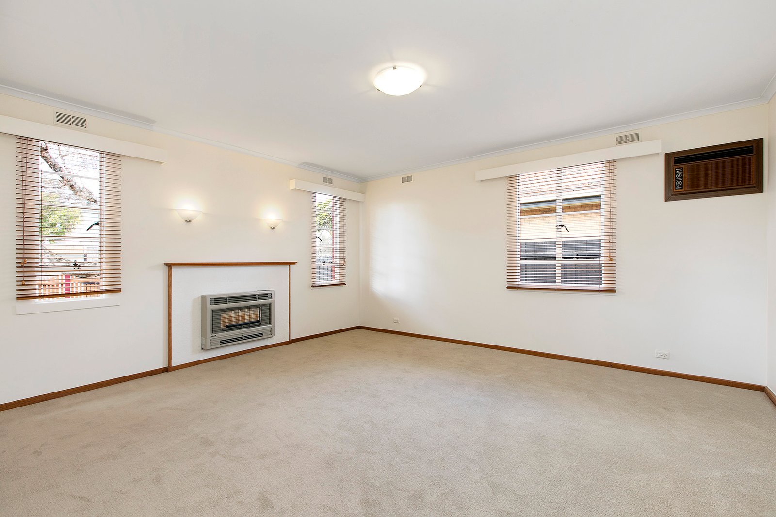 Gallery: 37 Spring Road