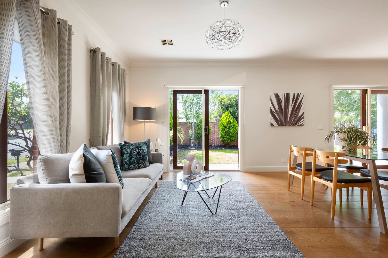 Gallery: 37 St James Park Drive