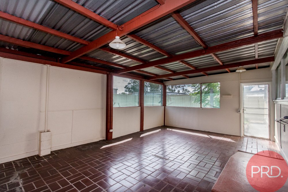 37 Stafford Street KINGSWOOD 13