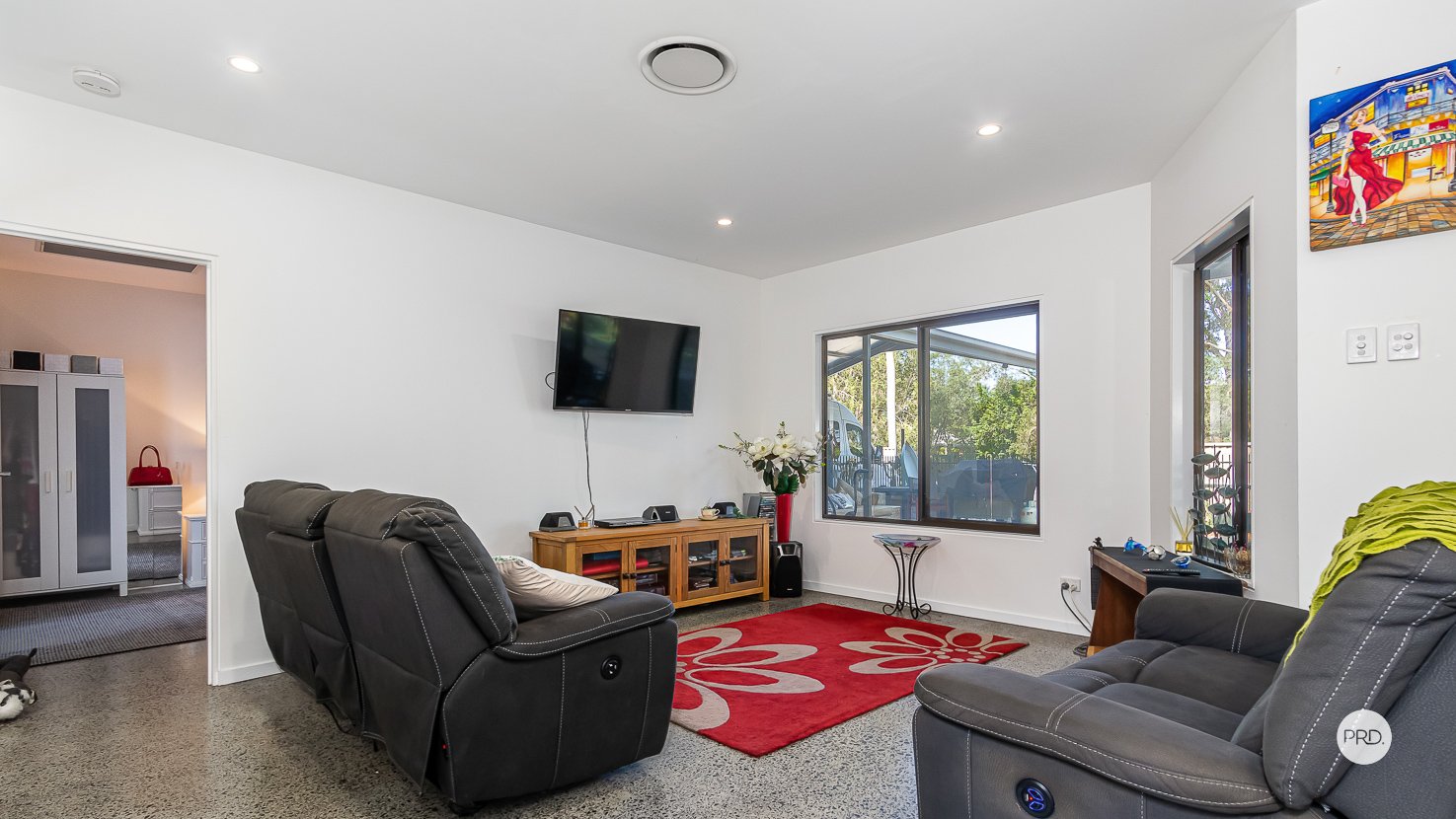 37 STRADBROKE Street REDLAND BAY 10