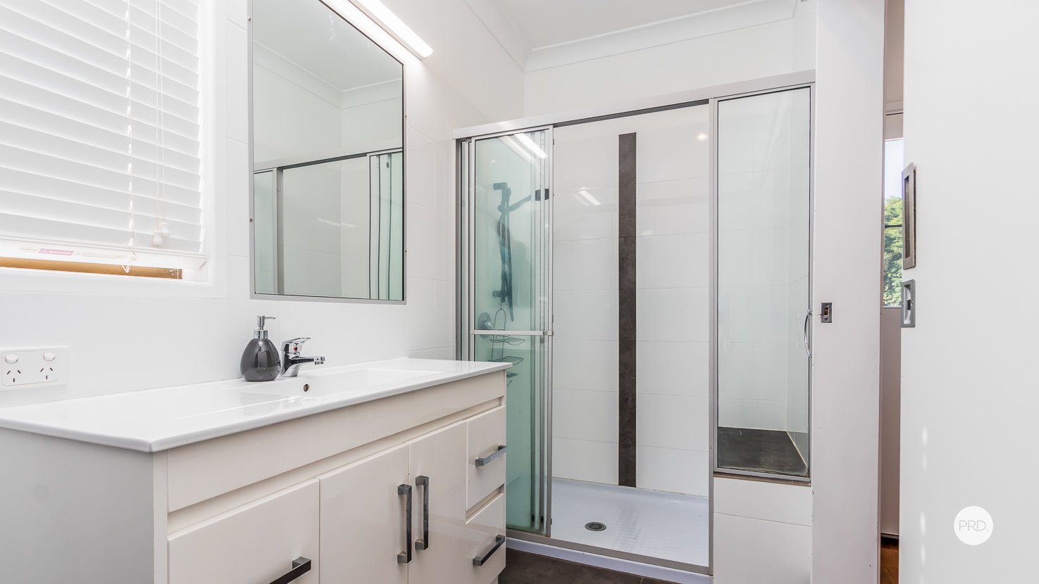 37 STRADBROKE Street REDLAND BAY 23