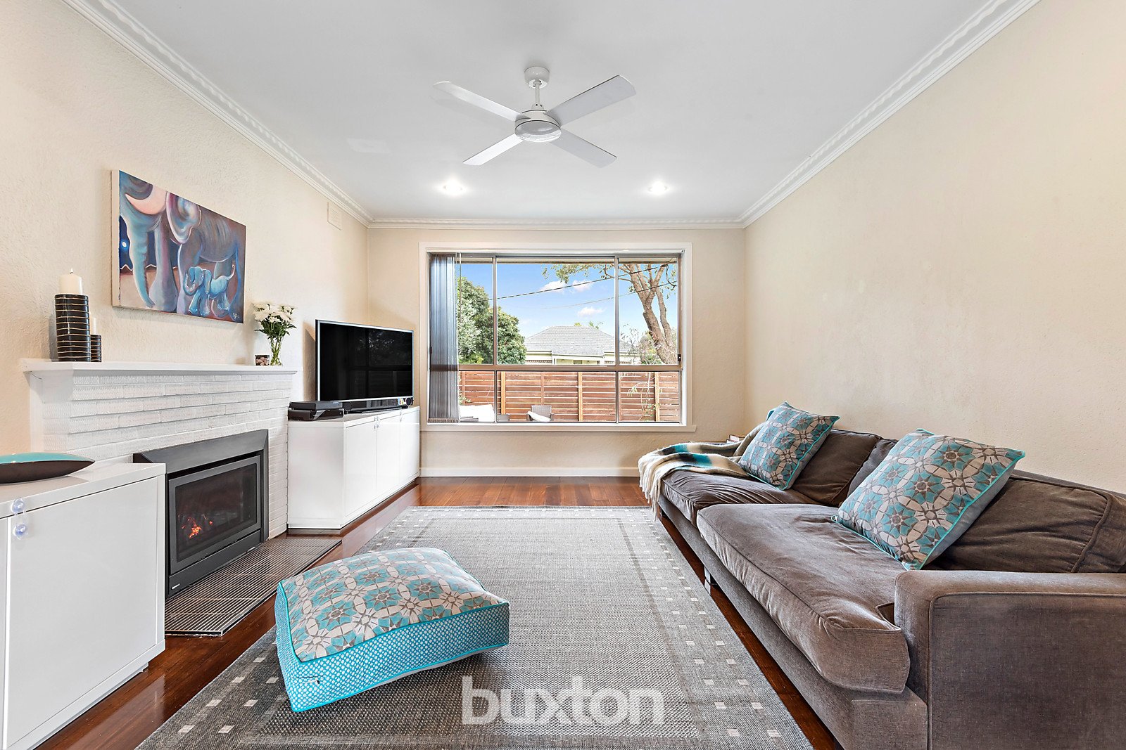 Gallery: 37 Swanpool Avenue