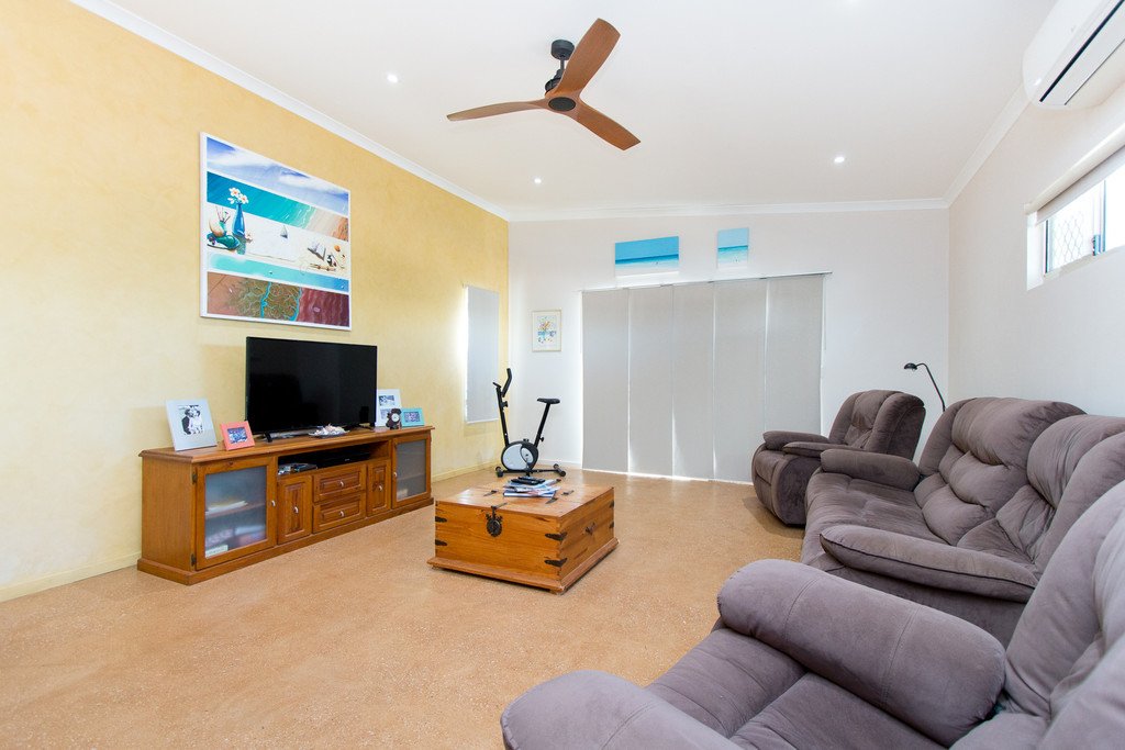 37 Tomarito Crescent BILINGURR 7