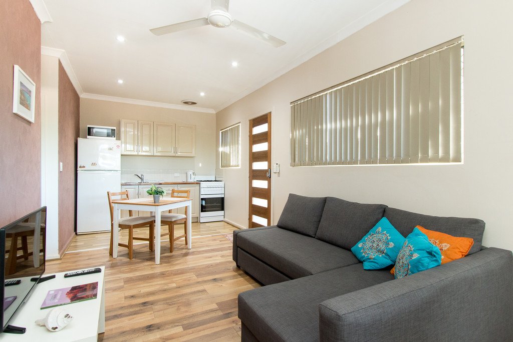 37 Tomarito Crescent BILINGURR 13