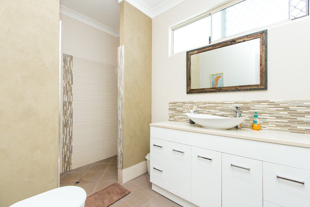 37 Tomarito Crescent BILINGURR 14