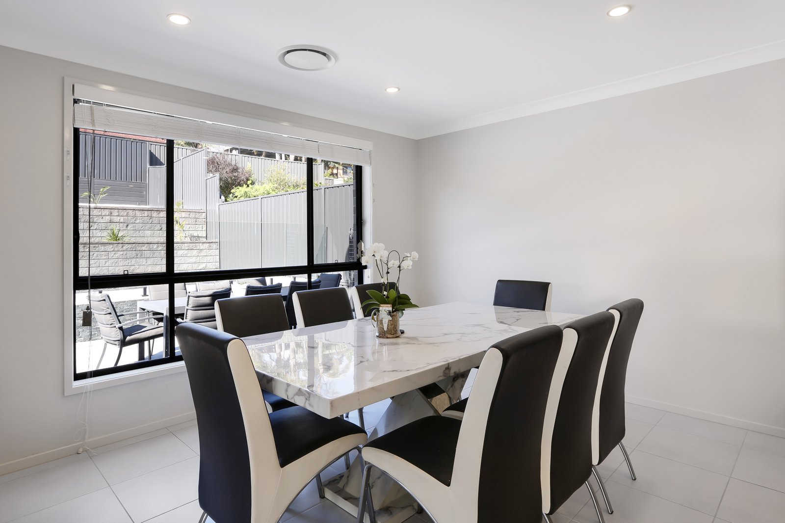 37 Tomerong Street TULLIMBAR 11