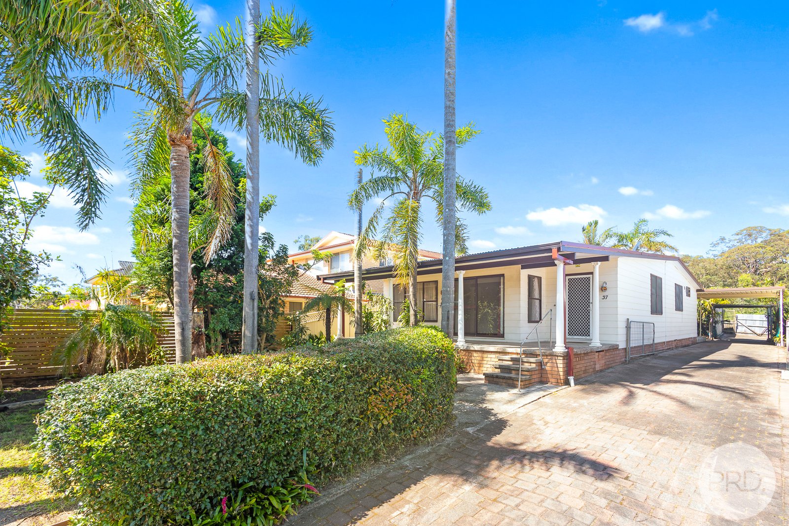 37 Trafalgar Street NELSON BAY 1