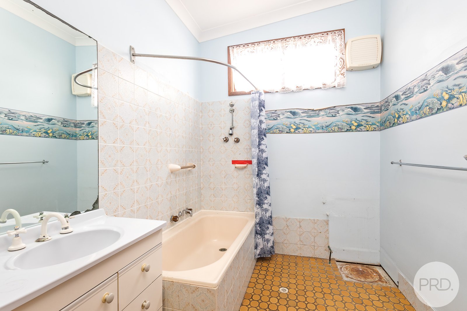 37 Trafalgar Street NELSON BAY 15