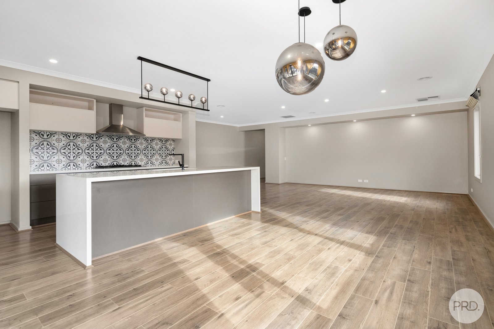 37 Tremain Drive LUCAS 13