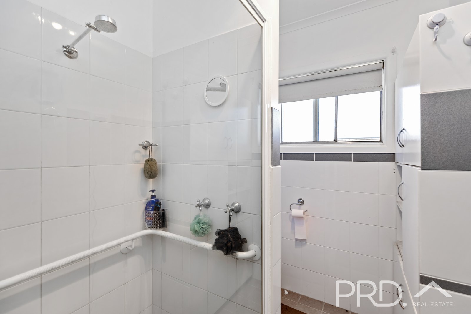 37 Vyner Street TUMUT 8