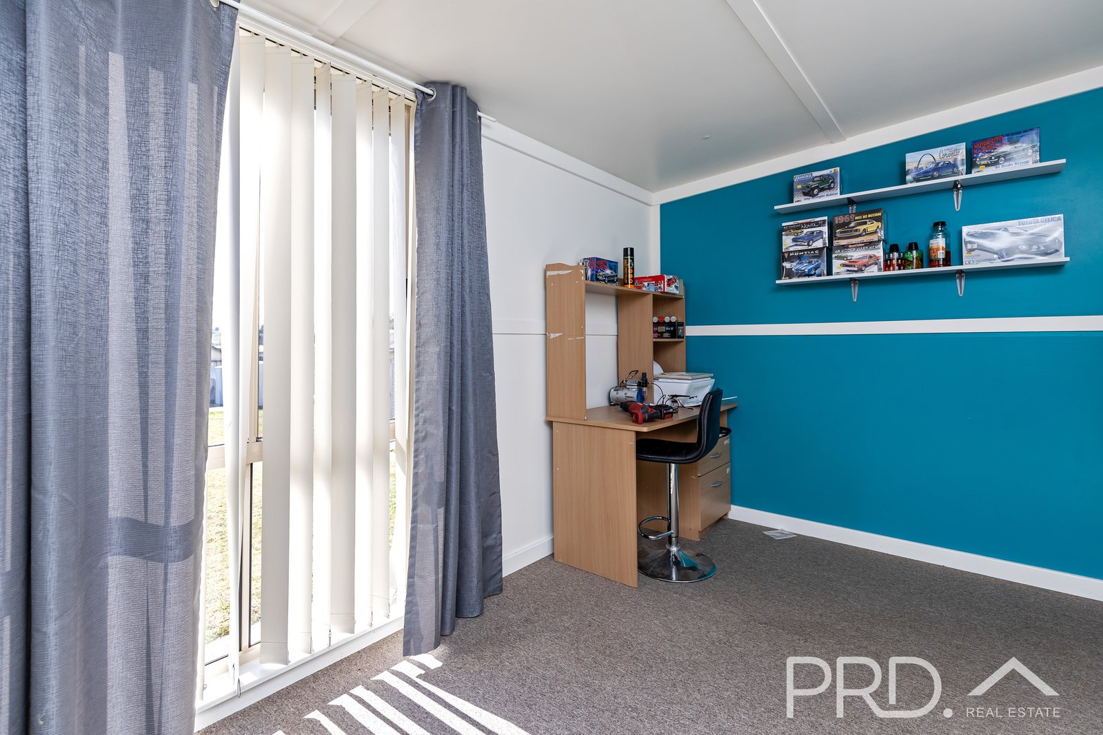37 Vyner Street TUMUT 9