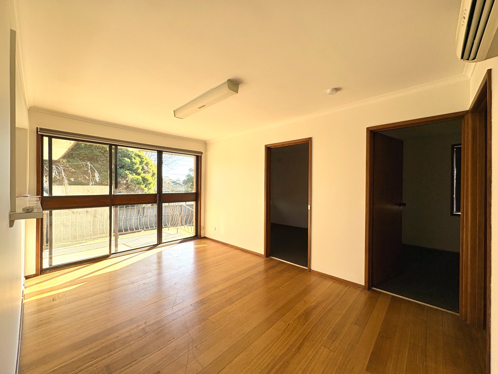Gallery: 37 Walpole Avenue