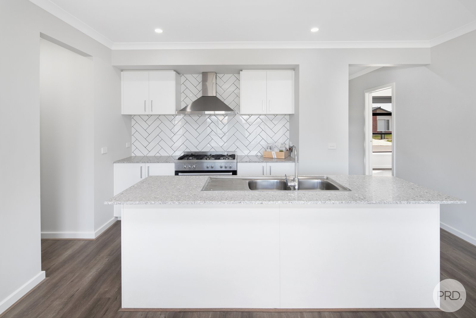 37 Walters Way ALFREDTON 8