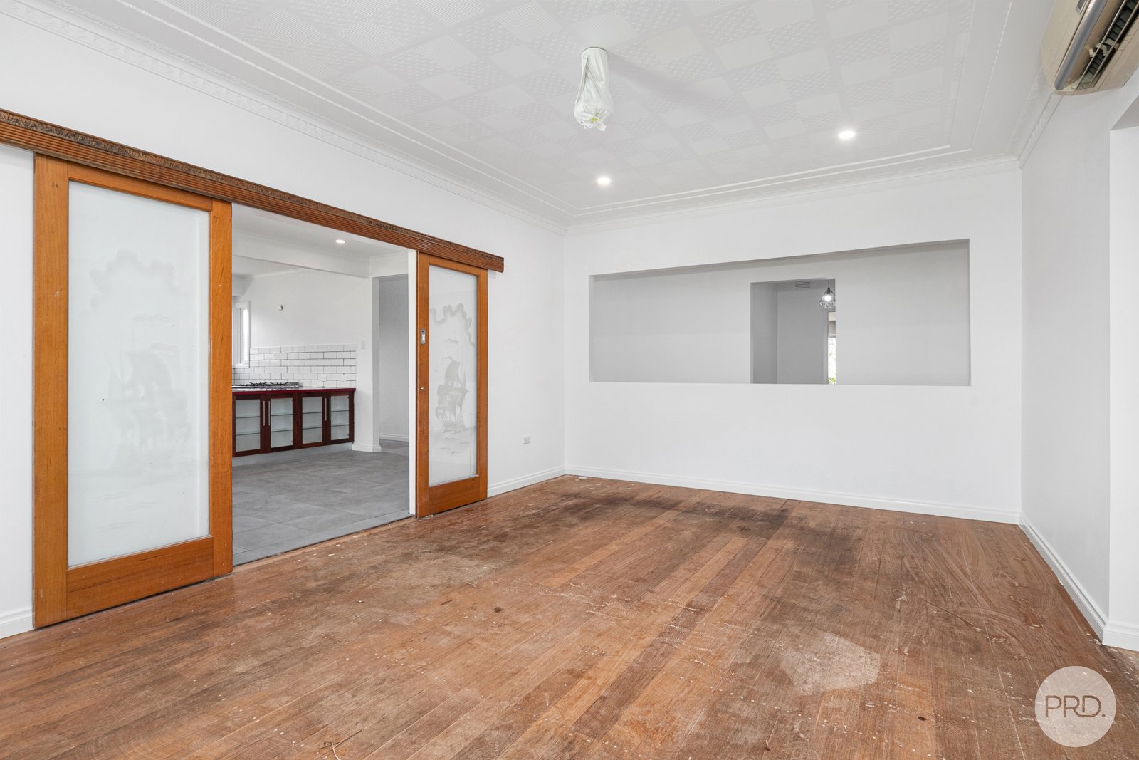 37 Water Street BROWN HILL 6