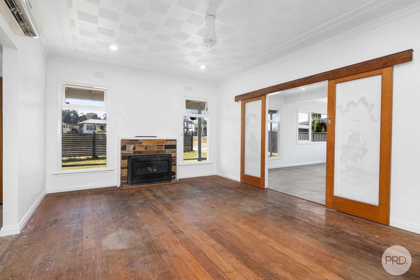 37 Water Street BROWN HILL 7