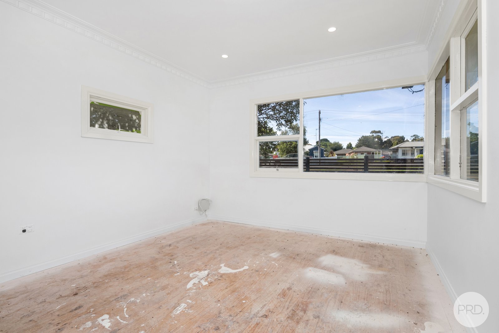 37 Water Street BROWN HILL 10