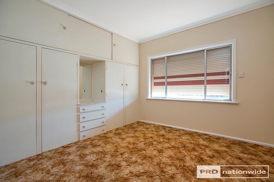 37 Wilburtree Street TAMWORTH 4