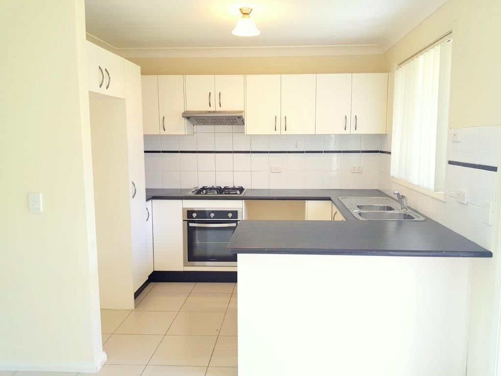 37 William St  LURNEA 2