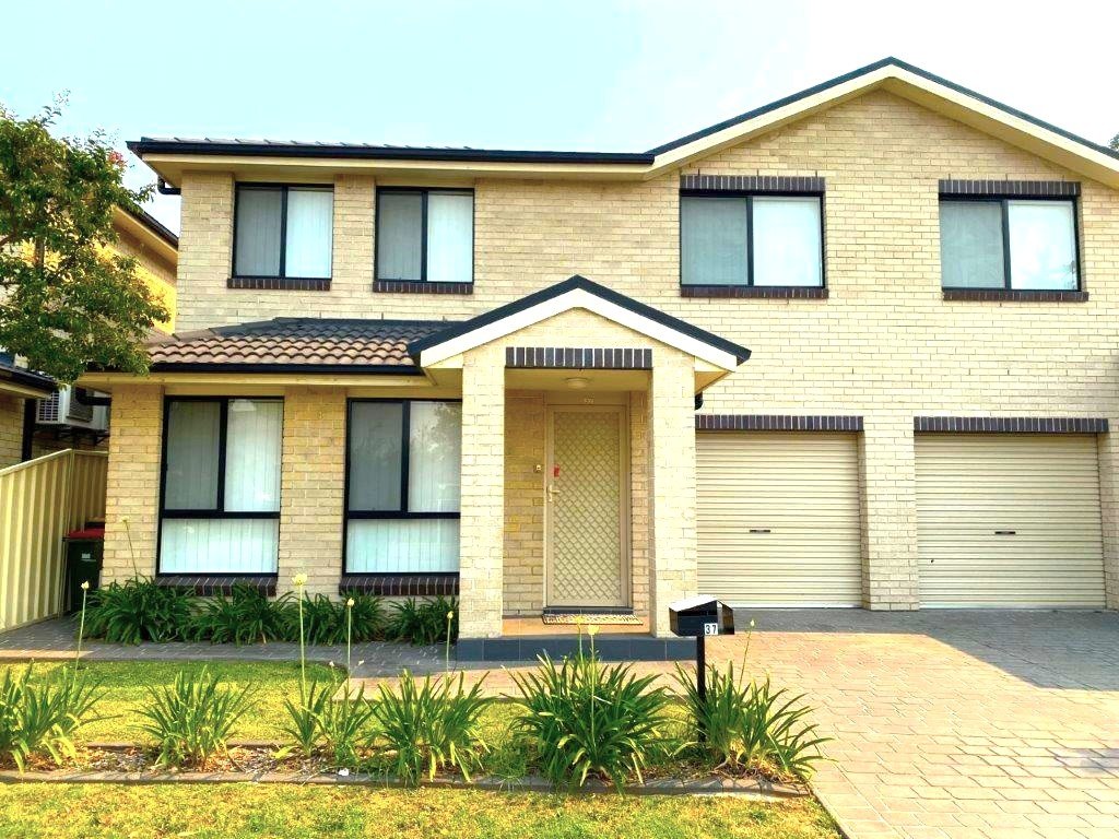 37 William St  LURNEA 6