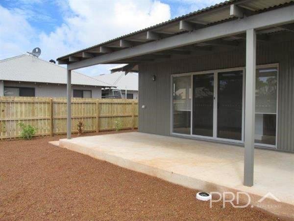 37 Woods Drive CABLE BEACH 2