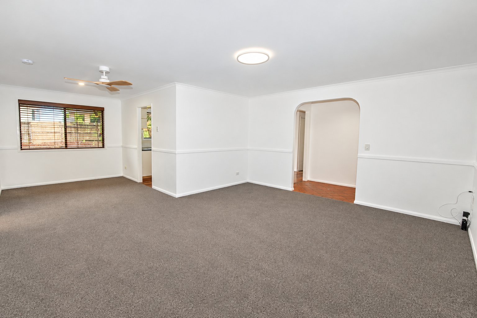 37 Yangoora Crescent ASHMORE 4