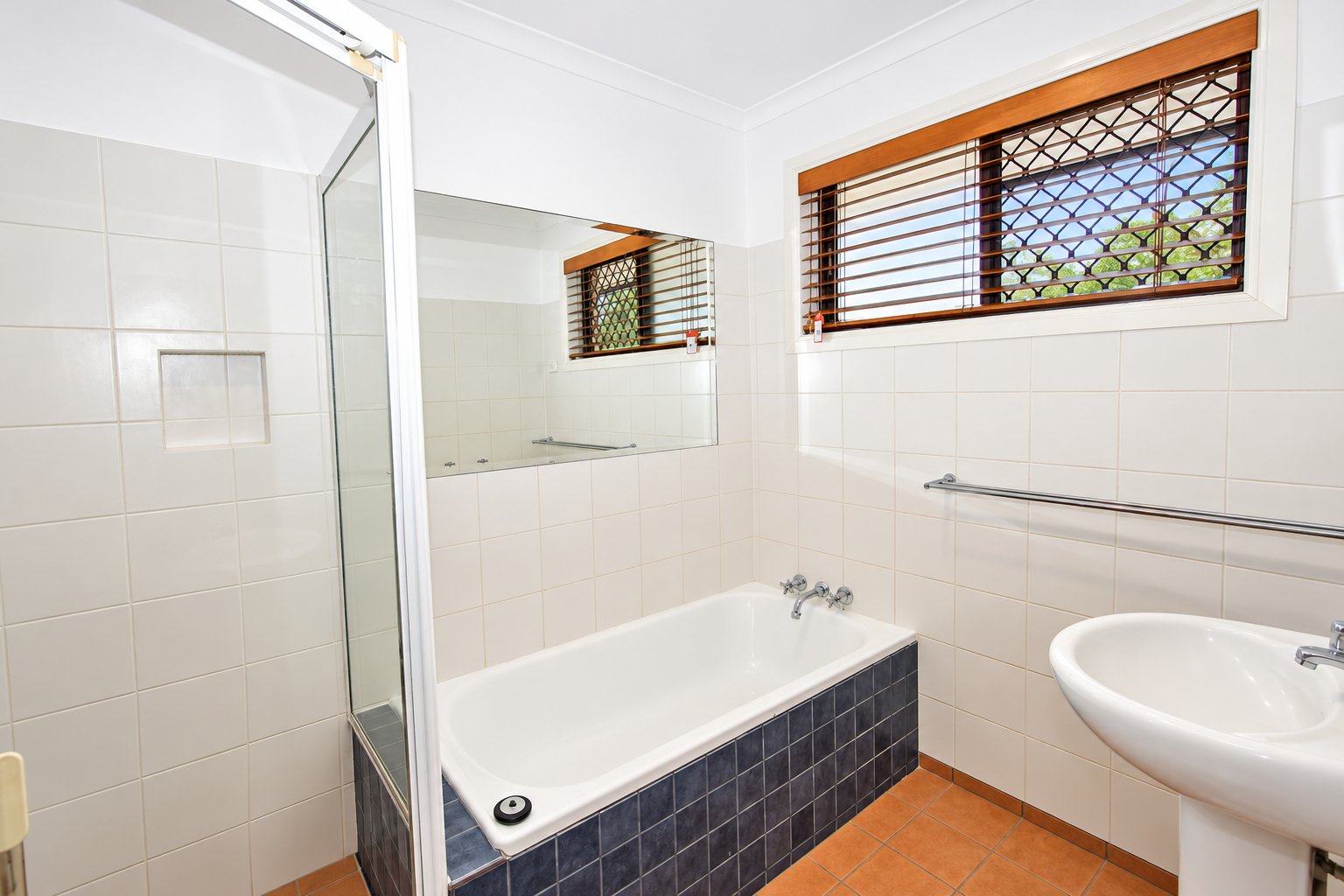 37 Yangoora Crescent ASHMORE 11