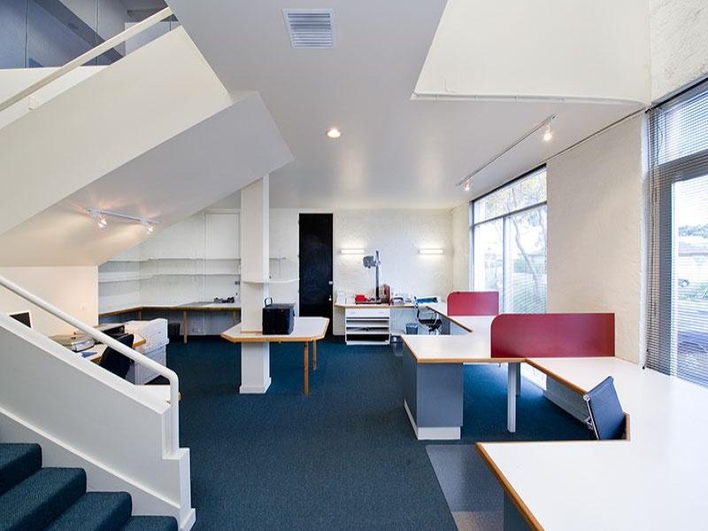 Gallery: 370-372 Bay Street