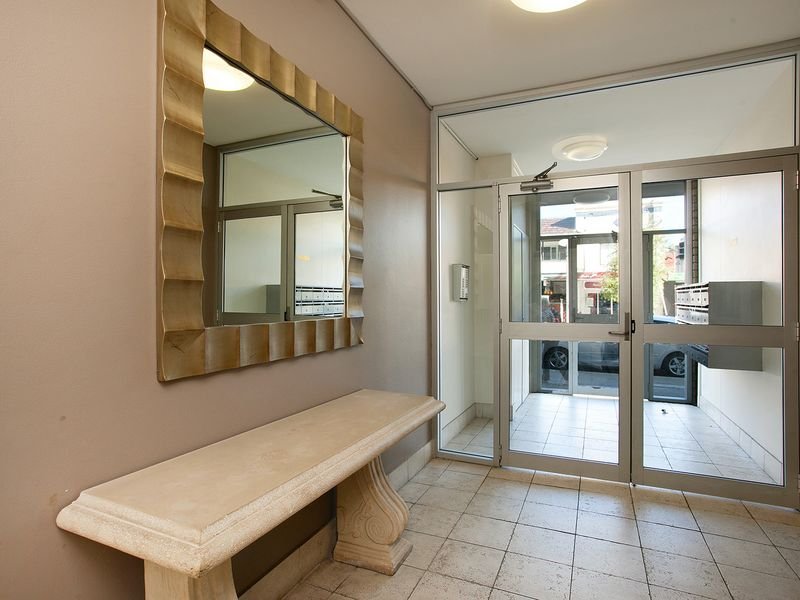 370 Bay Street BRIGHTON-LE-SANDS 3