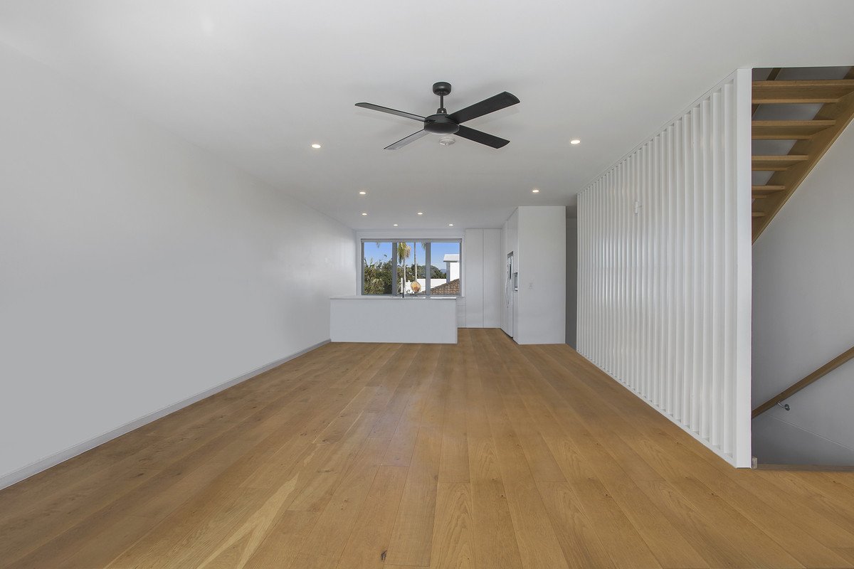 3/70 Dawn Parade Miami 3