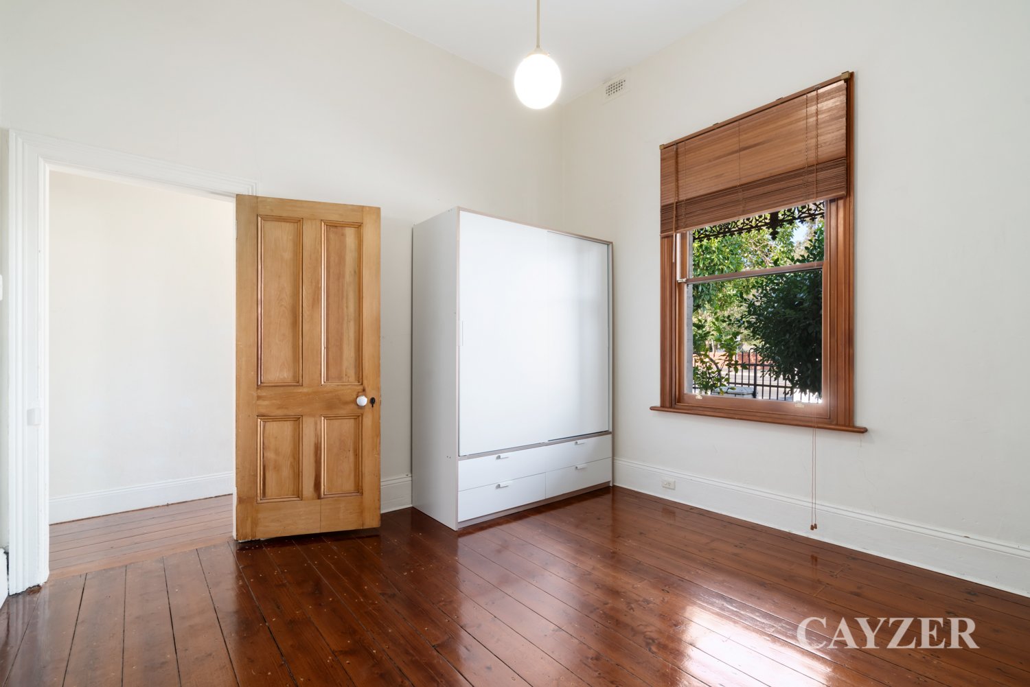 Gallery: 370 Dorcas Street