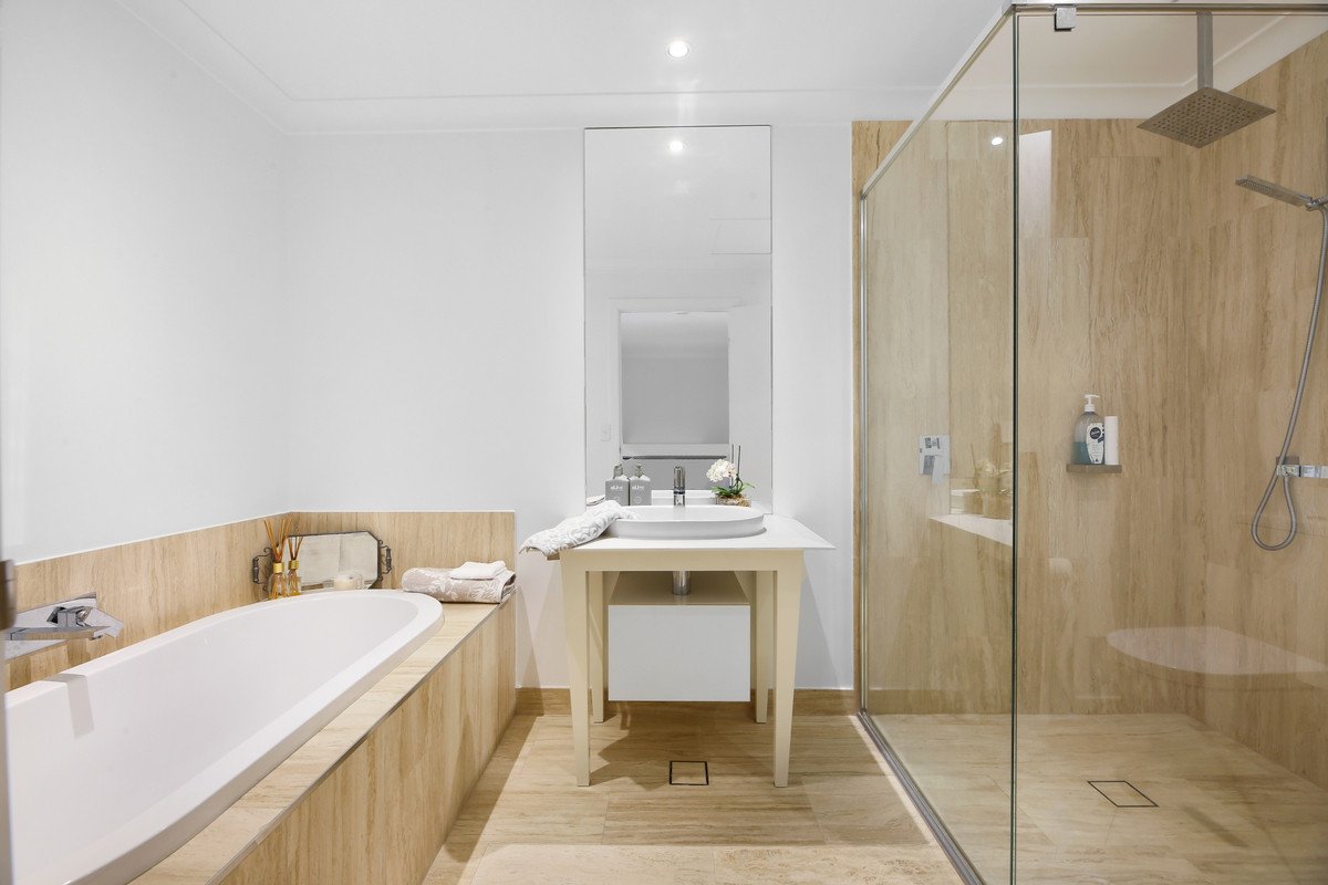 3/70 Galeen Drive Burleigh Waters 15