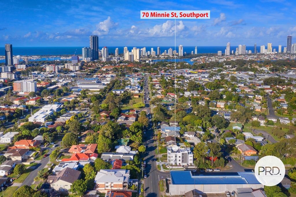 3/70 Minnie Street SOUTHPORT 6
