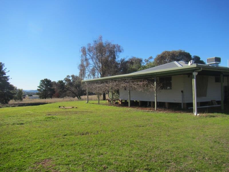 370 Moore Creek Road TAMWORTH 7
