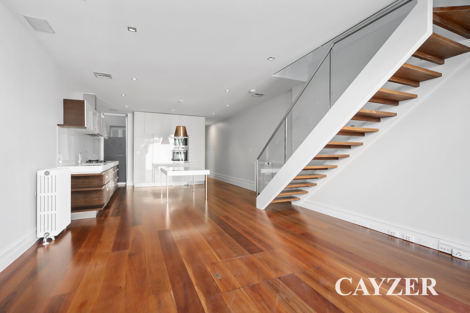Gallery: 370 Richardson Street